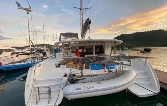Hilux-Catamaran-Jaco-Costa-Rica-Party-Boat-05