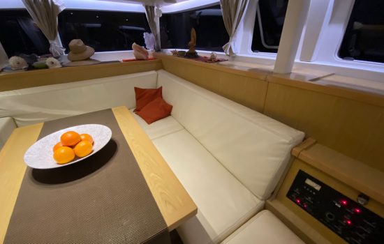 Hilux-Catamaran-Jaco-Costa-Rica-Party-Boat-11