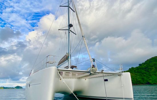 Hilux-Catamaran-Jaco-Costa-Rica-Party-Boat-14